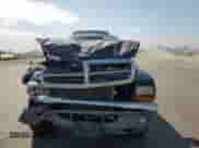 2001 Dodge Dakota Sport z VIN 1B7GG26N81S262671, wystawiony jako Copart lot #71080995 z przebiegiem 145 480 mil mil oraz Szkoda całkowita • Salvage title. Historia ofert i sprzedaży dostępna na DreamBid. Obrazek 5.