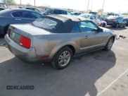 ✅ 2005 Ford Mustang Deluxe • VIN: 1ZVFT84N755243401 • Лот: 43810388. Опубликован ранее на IAAI с пробегом 113 986 миль. Бесплатный доступ к архиву аукционных продаж из США и подробный отчёт об истории автомобиля на DreamBid. Изображение 4.