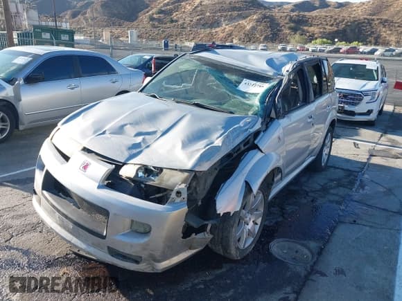 ✅ 2004 Saturn VUE V6 • VIN: 5GZCZ53464S876904 • Lot: 43222788. Wystawiony na IAAI z przebiegiem 243 858 mil. Bezpłatny archiwum sprzedaży aukcyjnych z USA i szczegółowy raport historii pojazdu na DreamBid. Zdjęcie 6.
