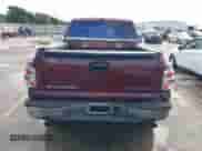 2002 Chevrolet Silverado 1500 LS z VIN 1GCEK14V02Z331249, wystawiony jako IAAI lot #42352384 z przebiegiem 232 697 mil mil oraz . Historia ofert i sprzedaży dostępna na DreamBid. Obrazek 16.