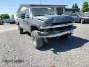 ✅ 2002 Chevrolet Silverado 2500HD LS • VIN: 1GCHK29U12E136559 • Lot: 59023365. Wystawiony na Copart z przebiegiem 274 974 mil. Bezpłatny archiwum sprzedaży aukcyjnych z USA i szczegółowy raport historii pojazdu na DreamBid. Zdjęcie 13.