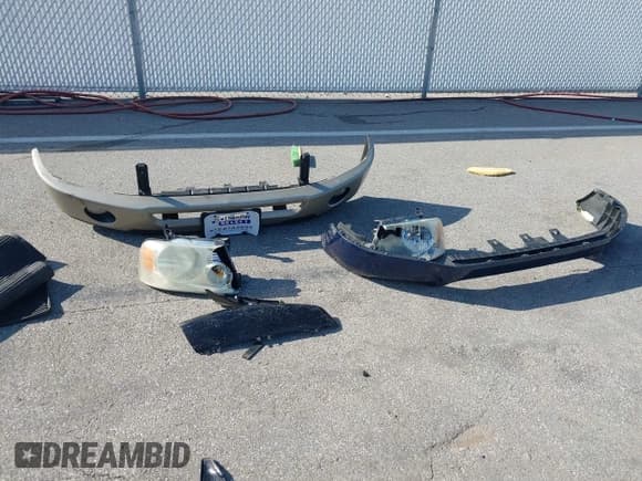 ✅ 2008 Ford F-150 XLT • VIN: 1FTPW12588FA31310 • Lot: 41909744. Wystawiony na IAAI z przebiegiem 167 769 mil. Bezpłatny archiwum sprzedaży aukcyjnych z USA i szczegółowy raport historii pojazdu na DreamBid. Zdjęcie 12.