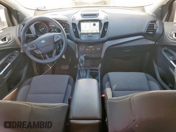 ✅ 2018 Ford Escape SE • VIN: 1FMCU9GD0JUC78448 • Lot: 85408185. Wystawiony na Copart z przebiegiem 55 779 mil. Bezpłatny archiwum sprzedaży aukcyjnych z USA i szczegółowy raport historii pojazdu na DreamBid. Zdjęcie 8.