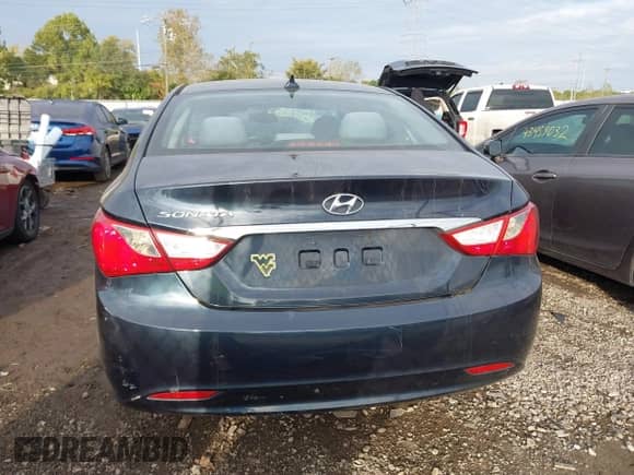 2013 Hyundai Sonata GLS с VIN 5NPEB4AC4DH553758, выставлен на аукционе IAAI как лот 43450848 с пробегом Не указан миль и . История ставок и продаж доступна на DreamBid. Изображение 17.