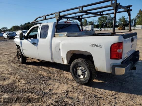 2008 Chevrolet Silverado 2500HD Work Truck with VIN 1GCHK29K08E176087, listed as a Copart auction lot 86707775 with Not provided miles and Salvage title. Bid and sale history available at DreamBid. Image 2.