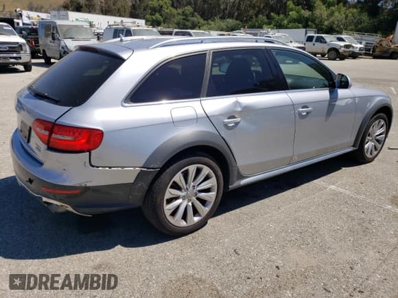 ✅ 2016 Audi allroad A4 Premium Plus • VIN: WA1UFAFL9GA012119 • Lot: 64468135. Listed on Copart with 45,598 mi. Free auction sales archive from the USA and detailed vehicle history report at DreamBid. Image 3.