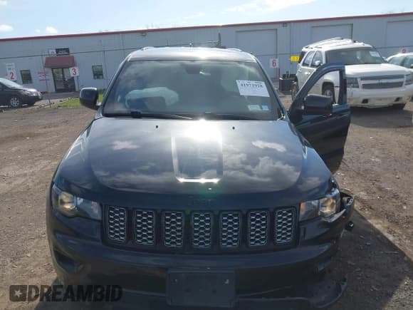 ✅ 2019 Jeep Grand Cherokee Upland • VIN: 1C4RJFAG2KC679290 • Lot: 41972928. Listed on IAAI with 86,469 mi. Free auction sales archive from the USA and detailed vehicle history report at DreamBid. Image 12.
