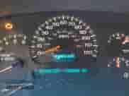 2005 Chevrolet Suburban LS z VIN 1GNFK16Z85J145229, wystawiony jako IAAI lot #42706478 z przebiegiem 198 500 mil mil oraz . Historia ofert i sprzedaży dostępna na DreamBid. Obrazek 7.