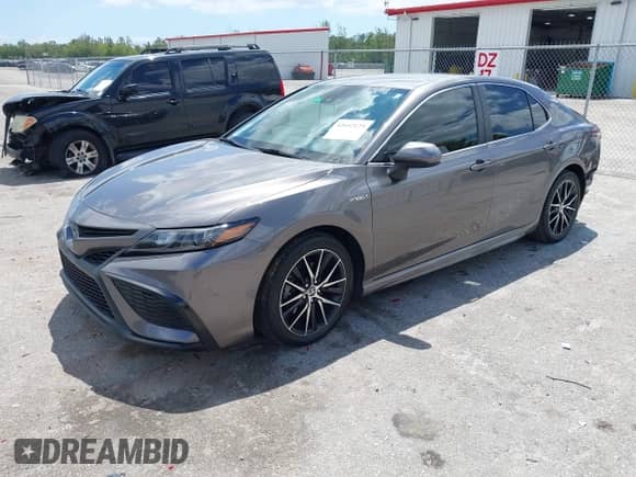 2021 Toyota Camry Hybrid SE с VIN 4T1G31AK8MU554036, выставлен на аукционе IAAI как лот 42032129 с пробегом 57 707 миль миль и . История ставок и продаж доступна на DreamBid. Изображение 17.