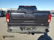 ✅ 2022 GMC Sierra 1500 SLE • VIN: 3GTUUBED6NG615183 • Лот: 88948005. Опубликован ранее на Copart с пробегом 42 451 миль. Бесплатный доступ к архиву аукционных продаж из США и подробный отчёт об истории автомобиля на DreamBid. Изображение 6.