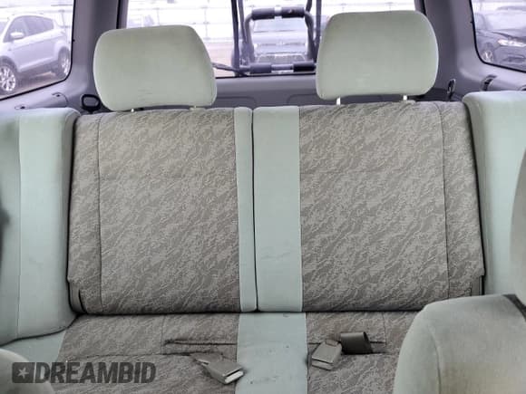 ✅ 2000 Subaru Forester L • VIN: JF1SF6351YH724848 • Lot: 82356945. Wystawiony na Copart z przebiegiem 130 868 mil. Bezpłatny archiwum sprzedaży aukcyjnych z USA i szczegółowy raport historii pojazdu na DreamBid. Zdjęcie 10.