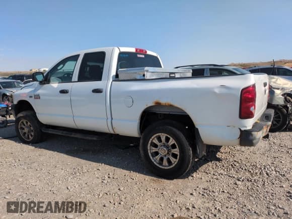 ✅ 2009 Dodge 2500 SLT • VIN: 3D7KS28T69G534373 • Лот: 62144775. Опубликован ранее на Copart с пробегом 250 884 миль. Бесплатный доступ к архиву аукционных продаж из США и подробный отчёт об истории автомобиля на DreamBid. Изображение 2.