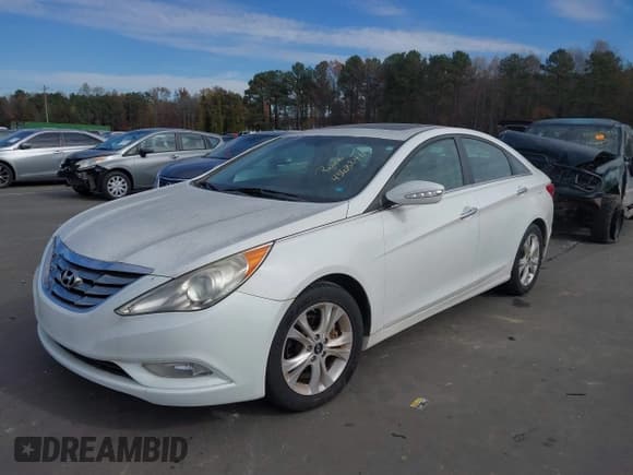 ✅ 2011 Hyundai Sonata SE • VIN: 5NPEC4AC9BH252087 • Лот: 43682411. Опубликован ранее на IAAI с пробегом 128 290 миль. Бесплатный доступ к архиву аукционных продаж из США и подробный отчёт об истории автомобиля на DreamBid. Изображение 2.