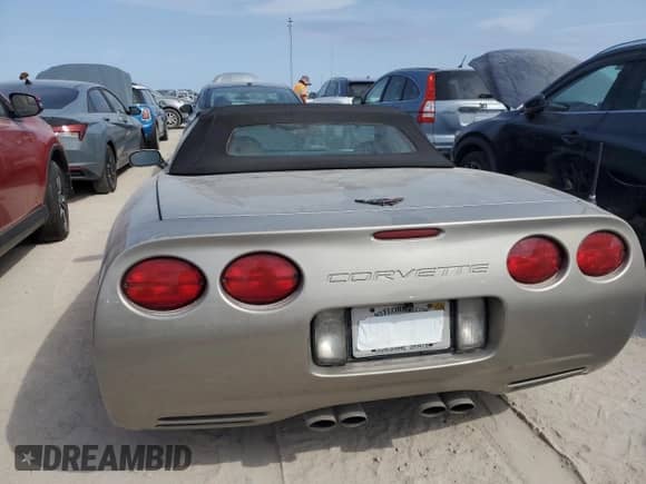 ✅ 2002 Chevrolet Corvette • VIN: 1G1YY32G625118415 • Lot: 76547604. Wystawiony na Copart z przebiegiem Nie podano mil. Skorzystaj z bezpłatnego archiwum sprzedaży aukcyjnych z USA i zobacz szczegółowy raport historii pojazdu na DreamBid. Zdjęcie 10.