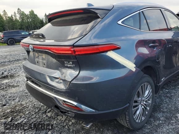 ✅ 2021 Toyota Venza LE • VIN: JTEAAAAH4MJ040461 • Lot: 60695855. Listed on Copart with 73,204 mi. Free auction sales archive from the USA and detailed vehicle history report at DreamBid. Image 13.