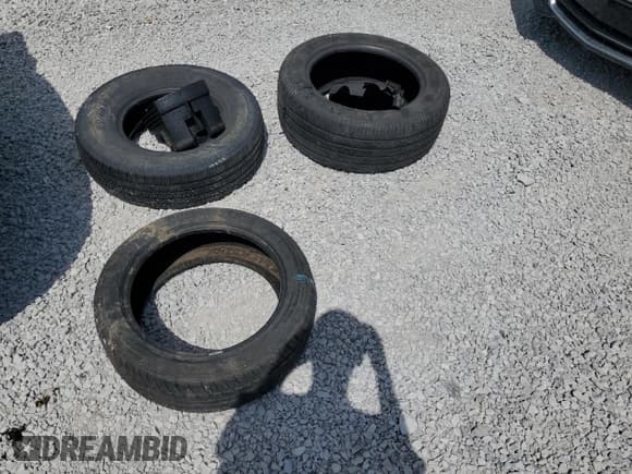 ✅ 2016 Volkswagen Passat S • VIN: 1VWAT7A34GC056459 • Лот: 71258135. Опубликован ранее на Copart с пробегом 178 011 миль. Бесплатный доступ к архиву аукционных продаж из США и подробный отчёт об истории автомобиля на DreamBid. Изображение 12.