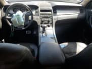 ✅ 2012 Ford Taurus SHO • VIN: 1FAHP2KTXCG143671 • Лот: 66922065. Опубликован ранее на Copart с пробегом 294 391 миль. Бесплатный доступ к архиву аукционных продаж из США и подробный отчёт об истории автомобиля на DreamBid. Изображение 8.