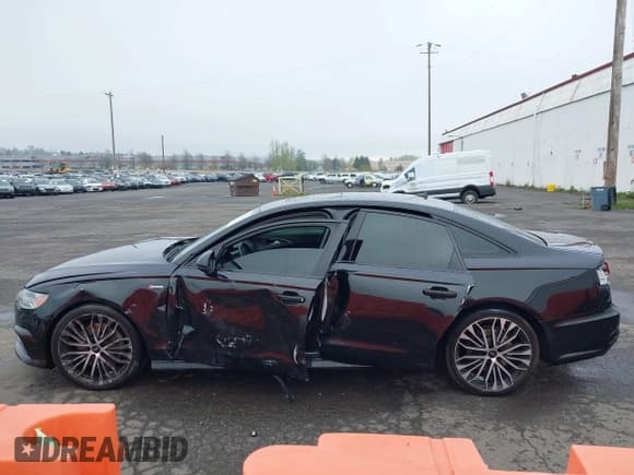 ✅ 2017 Audi A6 Premium Plus • VIN: WAUF2AFC4HN005287 • Lot: 41916107. Listed on IAAI with 137,980 mi. Free auction sales archive from the USA and detailed vehicle history report at DreamBid. Image 13.