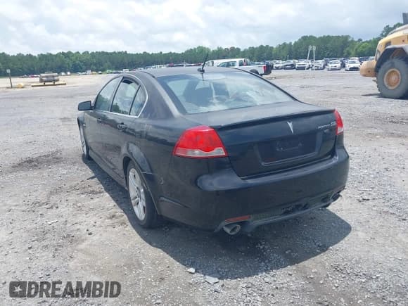 ✅ 2008 Pontiac G8 • VIN: 6G2ER57748L129338 • Lot: 42432164. Wystawiony na IAAI z przebiegiem 170 930 mil. Bezpłatny archiwum sprzedaży aukcyjnych z USA i szczegółowy raport historii pojazdu na DreamBid. Zdjęcie 3.