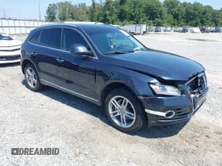 ✅ 2017 Audi Q5 Premium • VIN: WA1C2AFP5HA066898 • Lot: 43085720. Listed on IAAI with 128,996 mi. Free auction sales archive from the USA and detailed vehicle history report at DreamBid. Image 1.