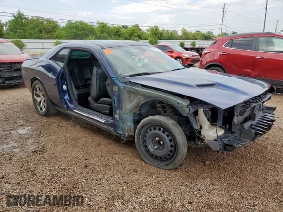 ✅ 2015 Dodge Challenger SXT Plus • VIN: 2C3CDZBG2FH715855 • Лот: 69844045. Опубликован ранее на Copart с пробегом 143 902 миль. Бесплатный доступ к архиву аукционных продаж из США и подробный отчёт об истории автомобиля на DreamBid. Изображение 4.