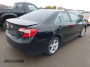 ✅ 2014 Toyota Camry SE • VIN: 4T1BF1FK4EU337739 • Лот: 43577742. Опубликован ранее на IAAI с пробегом 149 960 миль. Бесплатный доступ к архиву аукционных продаж из США и подробный отчёт об истории автомобиля на DreamBid. Изображение 4.