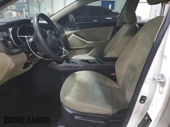 ✅ 2015 Kia Optima LX • VIN: KNAGM4A79F5663761 • Lot: 64087104. Listed on Copart with 88,001 mi. Free auction sales archive from the USA and detailed vehicle history report at DreamBid. Image 7.