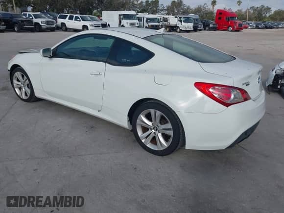 2011 Hyundai Genesis Coupe Premium с VIN KMHHT6KD2BU064626, выставлен на аукционе IAAI как лот 41531773 с пробегом 114 502 миль миль и . История ставок и продаж доступна на DreamBid. Изображение 3.