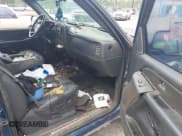 ✅ 2002 Chevrolet Silverado 1500 LT • VIN: 2GCEK19T021148322 • Lot: 42255902. Listed on IAAI with 330,381 mi. Free auction sales archive from the USA and detailed vehicle history report at DreamBid. Image 5.