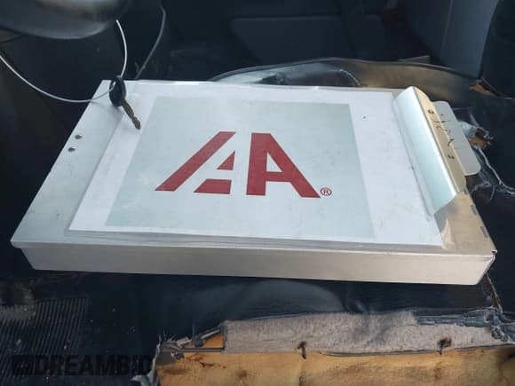 ✅ 2001 Dodge RAM • VIN: 2B7KB31Y61K510927 • Lot: 43677508. Listed on IAAI with 306,691 mi. Free auction sales archive from the USA and detailed vehicle history report at DreamBid. Image 11.