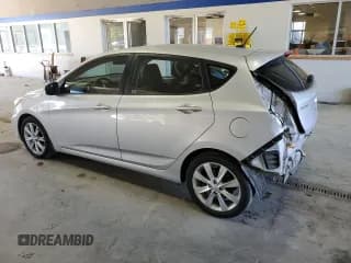 ✅ 2013 Hyundai Accent SE • VIN: KMHCU5AE3DU076704 • Лот: 74447434. Опубликован ранее на Copart с пробегом 38 196 миль. Бесплатный доступ к архиву аукционных продаж из США и подробный отчёт об истории автомобиля на DreamBid. Изображение 2.