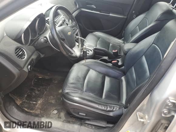 2014 Chevrolet Cruze 2LT с VIN 1G1PE5SB5E7389401, выставлен на аукционе Copart как лот 61292535 с пробегом 174 774 миль миль и Списание • Salvage title. История ставок и продаж доступна на DreamBid. Изображение 7.