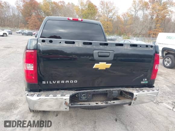 ✅ 2011 Chevrolet Silverado 1500 LS • VIN: 3GCPKREA1BG249193 • Lot: 43594728. Wystawiony na IAAI z przebiegiem 79 667 mil mil. Skorzystaj z bezpłatnego archiwum sprzedaży aukcyjnych z USA i zobacz szczegółowy raport historii pojazdu na DreamBid. Zdjęcie 17.