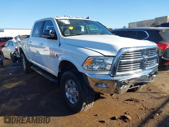 ✅ 2018 Ram 2500 Big Horn • VIN: 3C6UR5DLXJG193545 • Lot: 41673819. Listed on IAAI with 90,301 mi. Free auction sales archive from the USA and detailed vehicle history report at DreamBid. Image 1.