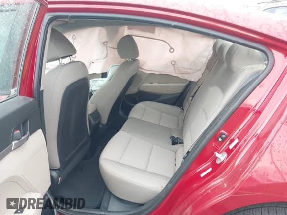 ✅ 2019 Hyundai Elantra SE • VIN: KMHD74LF7KU840952 • Lot: 43149729. Listed on IAAI with 43,435 mi. Free auction sales archive from the USA and detailed vehicle history report at DreamBid. Image 8.
