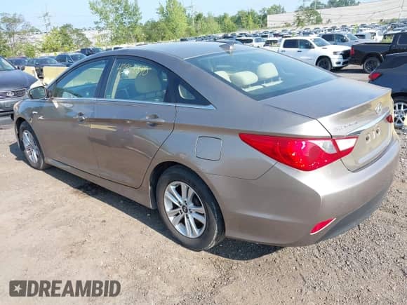 2014 Hyundai Sonata GLS with VIN 5NPEB4ACXEH838269, listed as a IAAI auction lot 42968890 with 109,056 mi miles and . Bid and sale history available at DreamBid. Image 3.