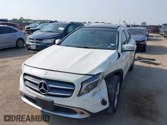✅ 2015 Mercedes-Benz GLA 250 • VIN: WDCTG4GB3FJ076493 • Lot: 42922906. Wystawiony na IAAI z przebiegiem 130 136 mil. Bezpłatny archiwum sprzedaży aukcyjnych z USA i szczegółowy raport historii pojazdu na DreamBid. Zdjęcie 2.