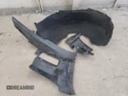 ✅ 2015 Chevrolet Suburban LT • VIN: 1GNSKJKC2FR533978 • Lot: 89491375. Wystawiony na Copart z przebiegiem 148 405 mil. Bezpłatny archiwum sprzedaży aukcyjnych z USA i szczegółowy raport historii pojazdu na DreamBid. Zdjęcie 13.