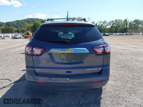 ✅ 2014 Chevrolet Traverse LS • VIN: 1GNKVFKD2EJ213392 • Лот: 43156876. Опубликован ранее на IAAI с пробегом 106 567 миль. Бесплатный доступ к архиву аукционных продаж из США и подробный отчёт об истории автомобиля на DreamBid. Изображение 16.