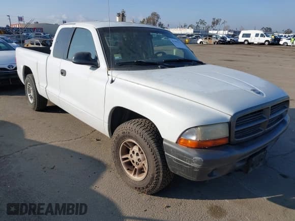 ✅ 2002 Dodge Dakota • VIN: 1B7GL12X62S519941 • Lot: 41459153. Listed on IAAI with 259,726 mi. Free auction sales archive from the USA and detailed vehicle history report at DreamBid. Image 1.