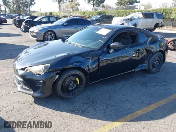 ✅ 2017 Toyota 86 • VIN: JF1ZNAA15H9711129 • Lot: 43712496. Listed on IAAI with 94,030 mi. Free auction sales archive from the USA and detailed vehicle history report at DreamBid. Image 18.