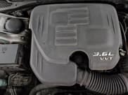 ✅ 2012 Dodge Challenger SXT • VIN: 2C3CDYAG9CH257836 • Lot: 41896165. Wystawiony na Copart z przebiegiem 124 813 mil. Bezpłatny archiwum sprzedaży aukcyjnych z USA i szczegółowy raport historii pojazdu na DreamBid. Zdjęcie 13.