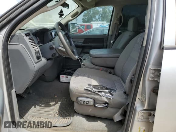 ✅ 2008 Dodge 2500 ST • VIN: 3D7KR28A48G178577 • Лот: 66009955. Опубликован ранее на Copart с пробегом 245 804 миль. Бесплатный доступ к архиву аукционных продаж из США и подробный отчёт об истории автомобиля на DreamBid. Изображение 7.