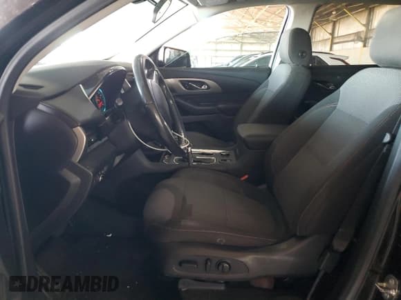 ✅ 2018 Chevrolet Traverse LT Cloth • VIN: 1GNERGKW0JJ221381 • Lot: 69611654. Wystawiony na Copart z przebiegiem 116 127 mil. Bezpłatny archiwum sprzedaży aukcyjnych z USA i szczegółowy raport historii pojazdu na DreamBid. Zdjęcie 7.