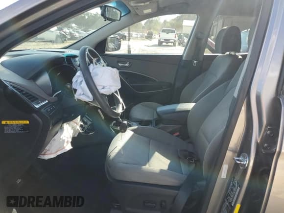 ✅ 2016 Hyundai Santa Fe • VIN: 5XYZU3LB6GG354927 • Лот: 89694125. Опубликован ранее на Copart с пробегом 121 686 миль. Бесплатный доступ к архиву аукционных продаж из США и подробный отчёт об истории автомобиля на DreamBid. Изображение 7.