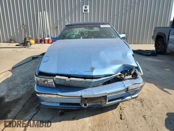 ✅ 1994 Cadillac DeVille • VIN: 1G6KD52BXRU218769 • Лот: 65467795. Опубликован ранее на Copart с пробегом 156 079 миль. Бесплатный доступ к архиву аукционных продаж из США и подробный отчёт об истории автомобиля на DreamBid. Изображение 5.