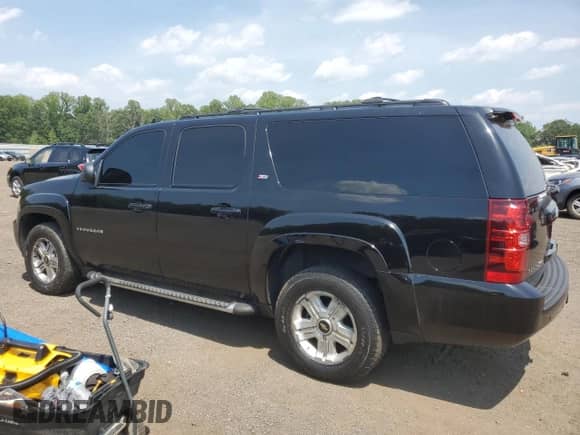 2010 Chevrolet Suburban LT z VIN 1GNUKJE30AR143183, wystawiony jako Copart lot #62062915 z przebiegiem 206 514 mil mil oraz Szkoda całkowita • Salvage title. Historia ofert i sprzedaży dostępna na DreamBid. Obrazek 2.
