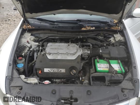 ✅ 2011 Honda Accord EX-L • VIN: 1HGCP3F86BA026365 • Lot: 90498765. Listed on Copart with 150,276 mi. Free auction sales archive from the USA and detailed vehicle history report at DreamBid. Image 11.