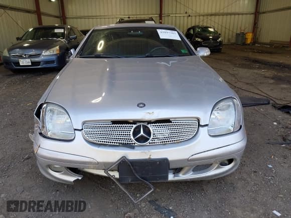 ✅ 2004 Mercedes-Benz SLK 230/320 • VIN: WDBKK65F04F304224 • Lot: 43097303. Listed on IAAI with 62,550 mi. Free auction sales archive from the USA and detailed vehicle history report at DreamBid. Image 12.