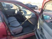 ✅ 1993 Ford Taurus GL • VIN: 1FALP52U5PG307662 • Lot: 43924999. Wystawiony na IAAI z przebiegiem 5 112 mil. Bezpłatny archiwum sprzedaży aukcyjnych z USA i szczegółowy raport historii pojazdu na DreamBid. Zdjęcie 5.